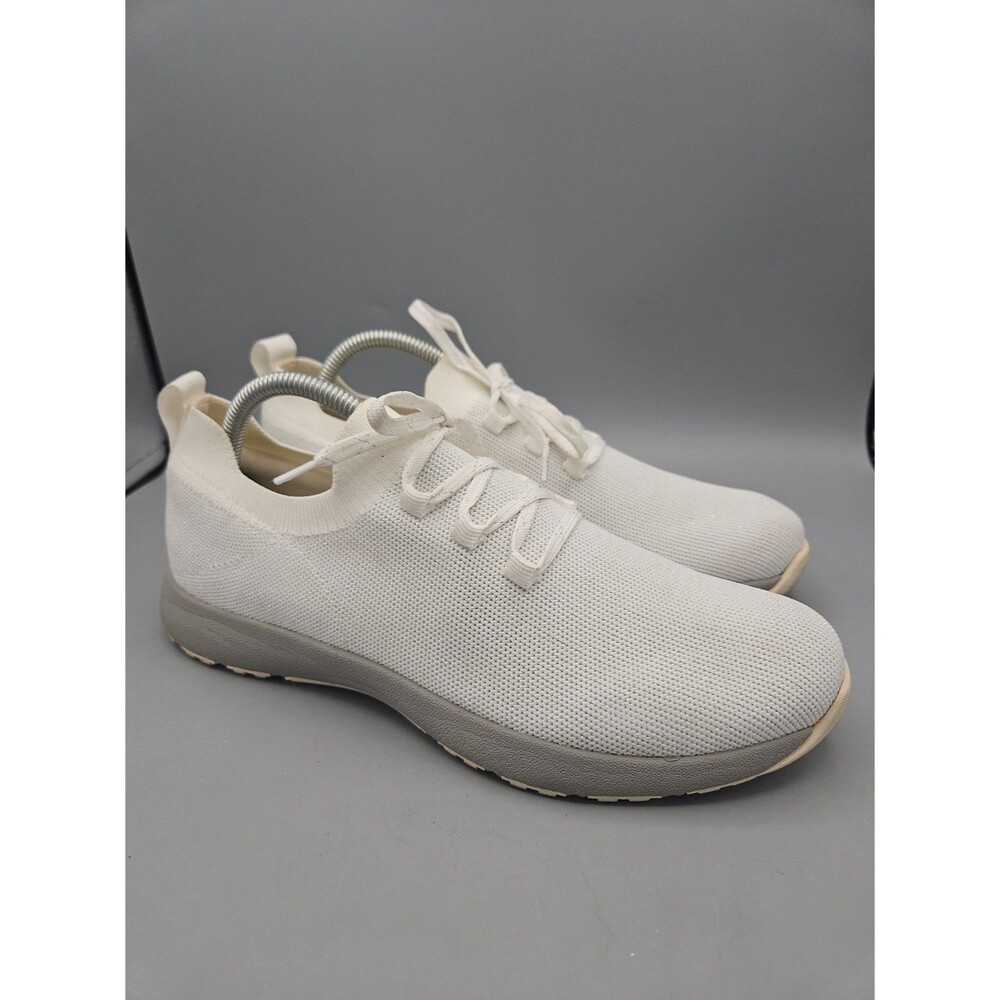 TRAQ by Alegria Froliq Zesty White Sneaker Sz 40